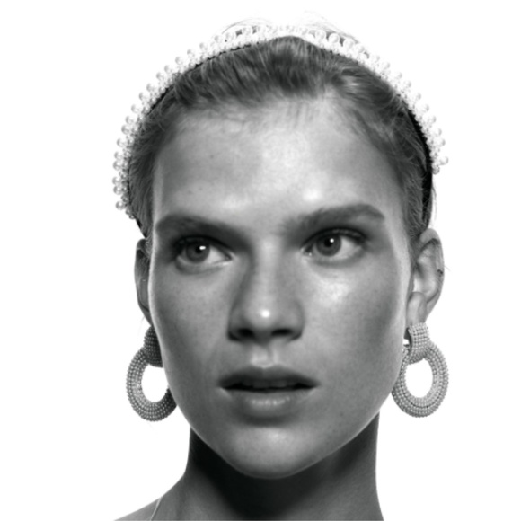 Cluster Pearl Retro Stud Gold Drop Hoop Earrings - Picture 3 of 8